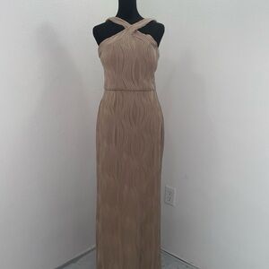 Chic Strapless Tan Dress